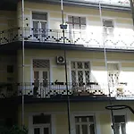 Apartment Downtown Budapest