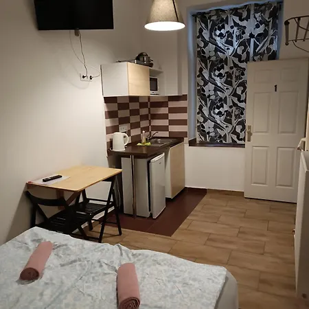 Downtown Apartment *